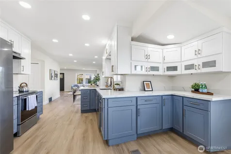 331 NE 53rd Street Seattle WA 98105