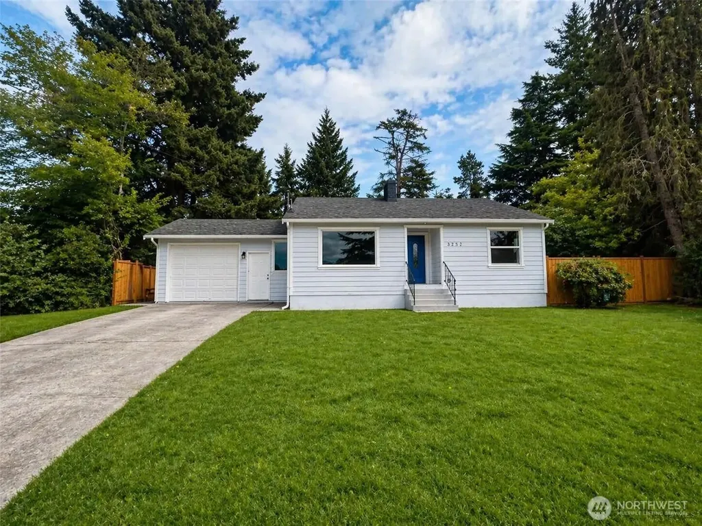 3252 Herren Avenue Bremerton WA 98310