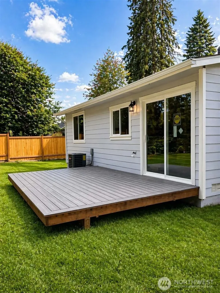 3252 Herren Avenue Bremerton WA 98310