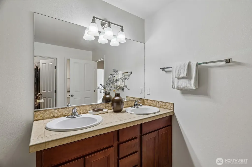 3028 183rd Place SE Bothell WA 98012