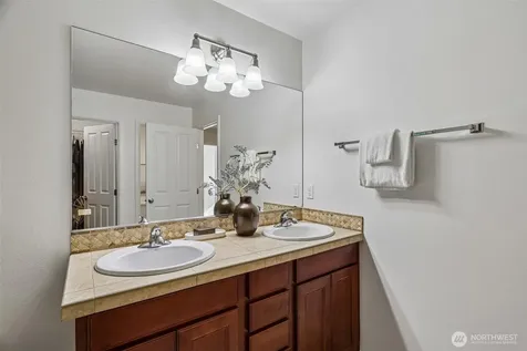 3028 183rd Place SE Bothell WA 98012