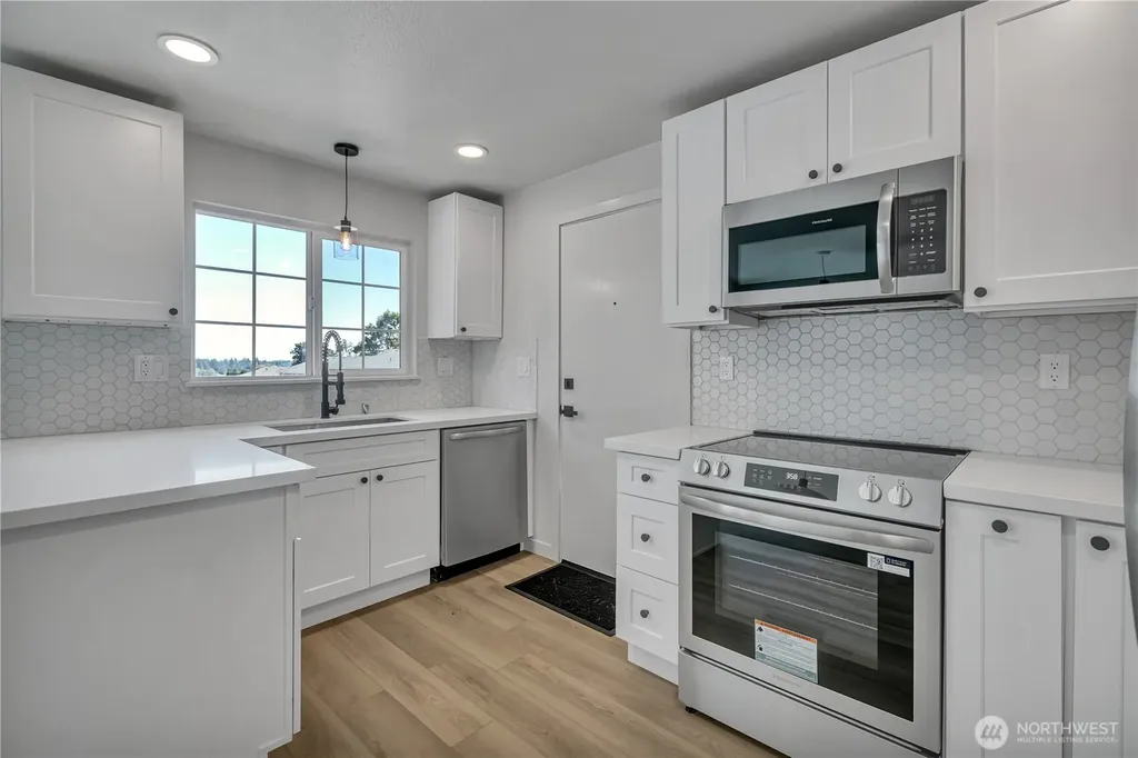 3425 S 176th Street Seatac WA 98188