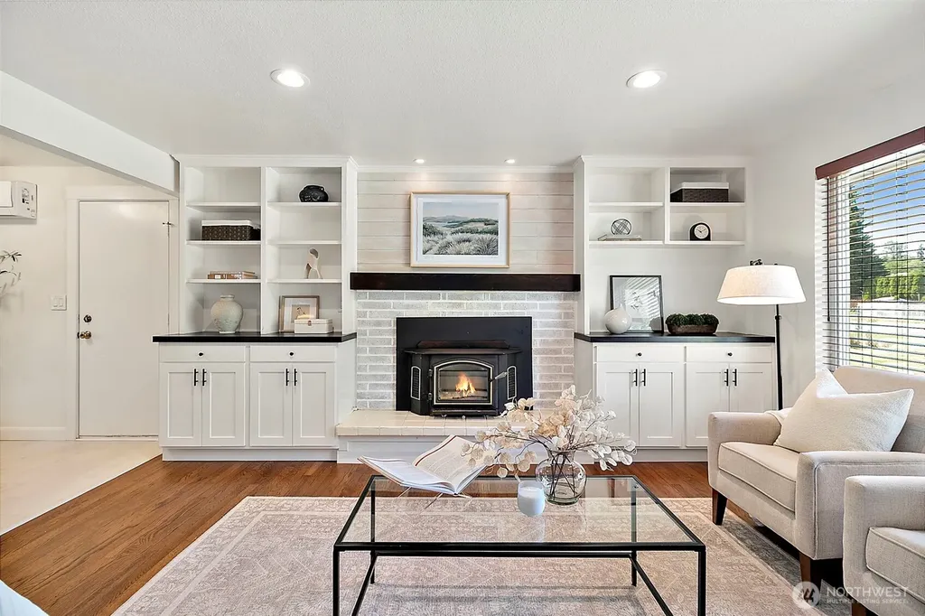 1947 SW 350th Street Federal Way WA 98023