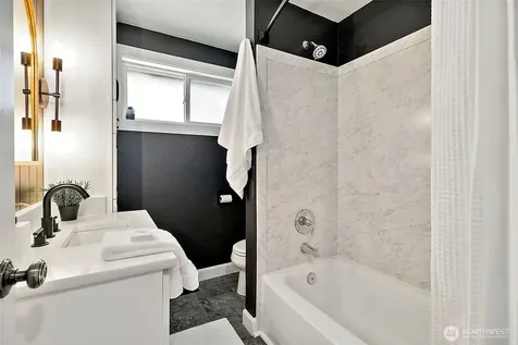 1947 SW 350th Street Federal Way WA 98023