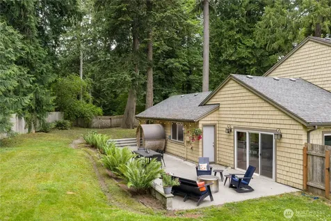 15104 Sunrise Drive NE Bainbridge Island WA 98110