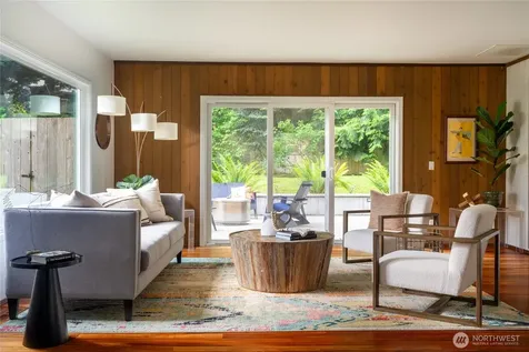 15104 Sunrise Drive NE Bainbridge Island WA 98110