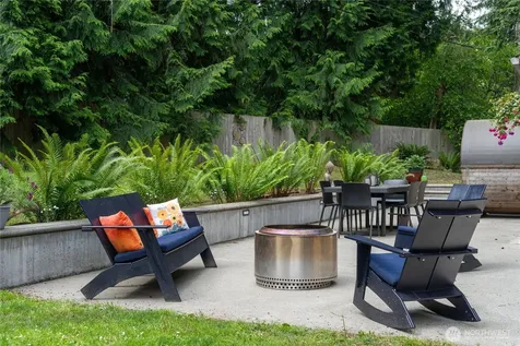 15104 Sunrise Drive NE Bainbridge Island WA 98110