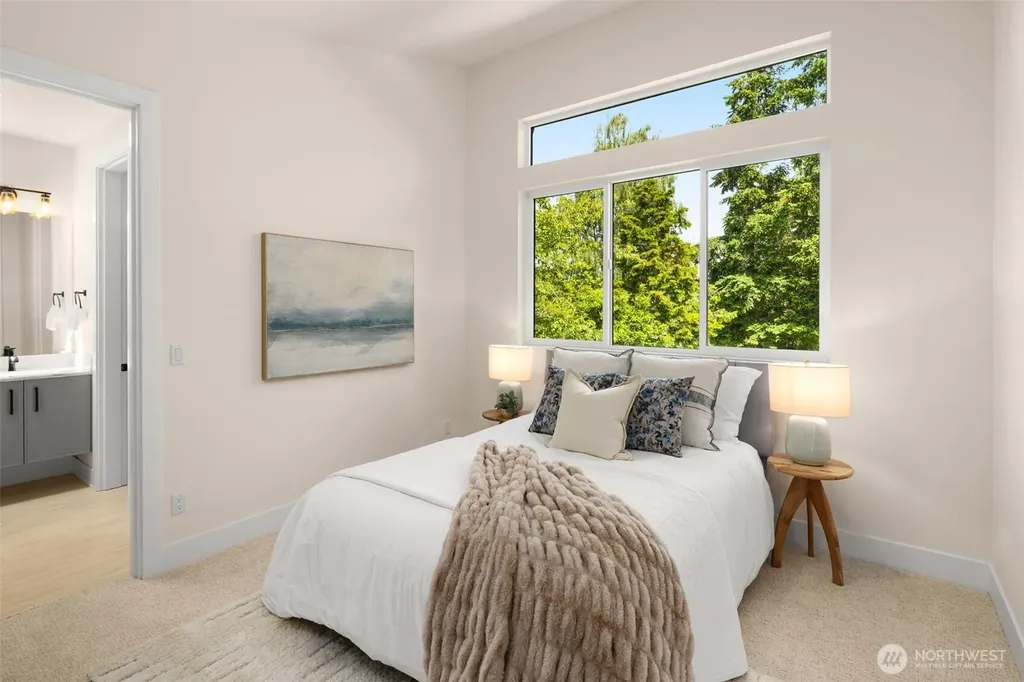 4800 52nd Avenue SW Seattle WA 98116
