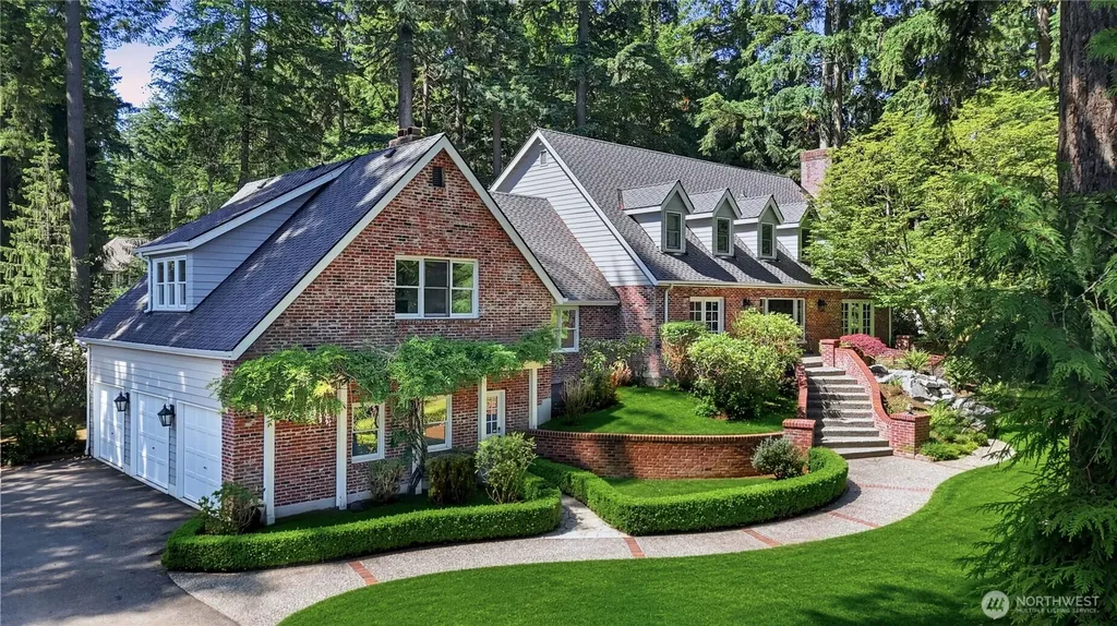 13555 54th Place NE Bellevue WA 98005