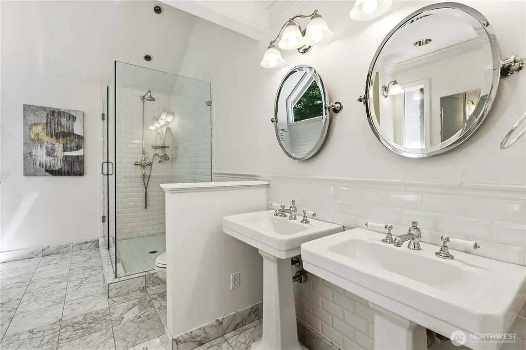 13555 54th Place NE Bellevue WA 98005