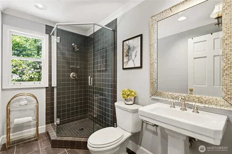 13555 54th Place NE Bellevue WA 98005
