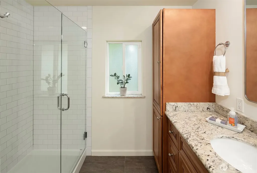 17371 NE 160th Street Woodinville WA 98072