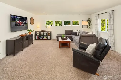 17371 NE 160th Street Woodinville WA 98072