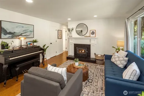 17371 NE 160th Street Woodinville WA 98072