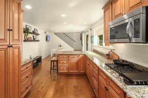 17371 NE 160th Street Woodinville WA 98072