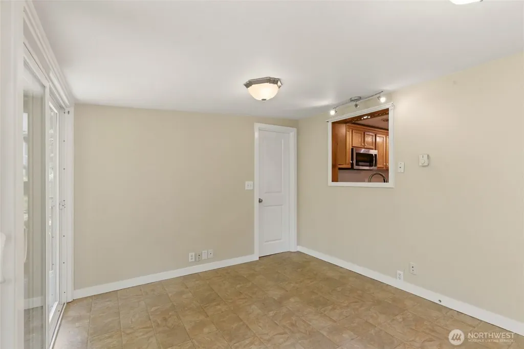 8701 72nd Court SW Lakewood WA 98499
