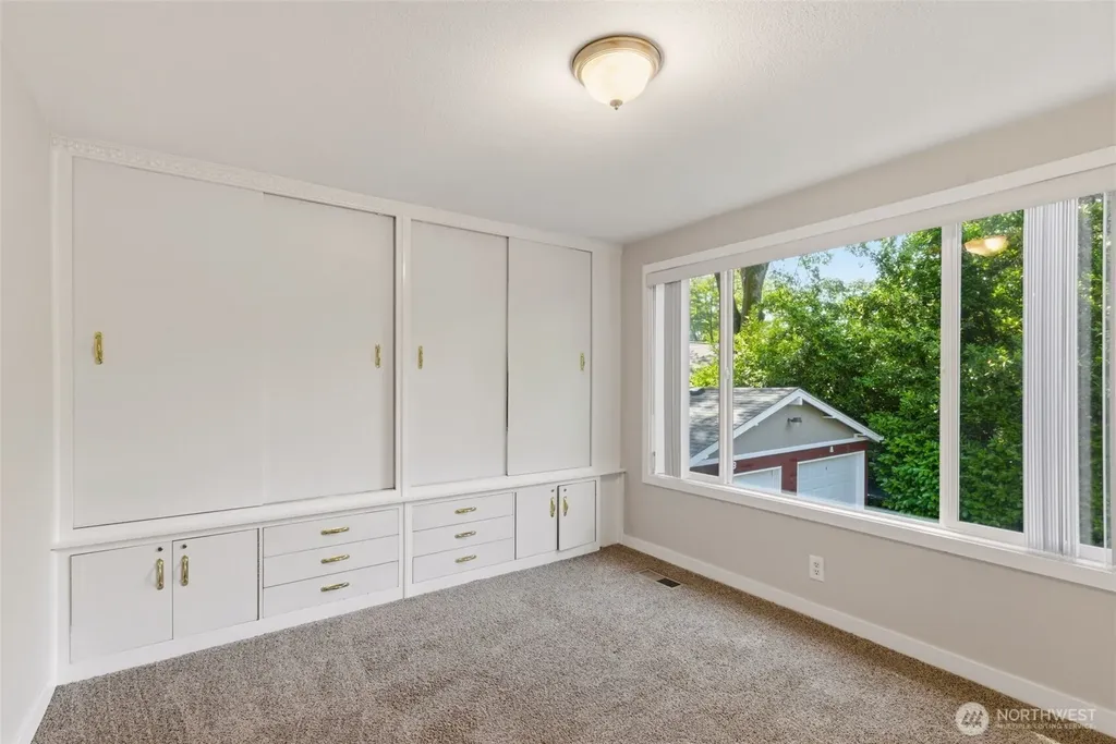 8701 72nd Court SW Lakewood WA 98499