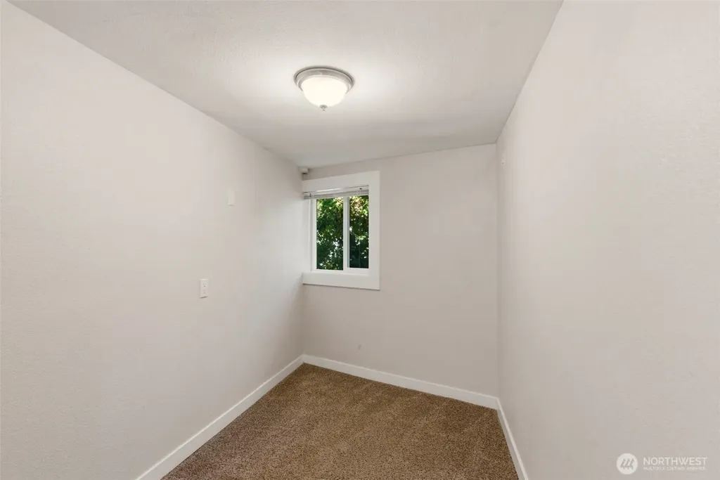 8701 72nd Court SW Lakewood WA 98499