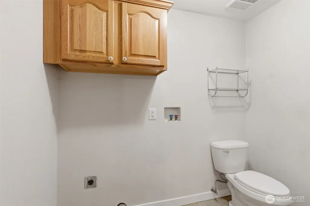 8701 72nd Court SW Lakewood WA 98499