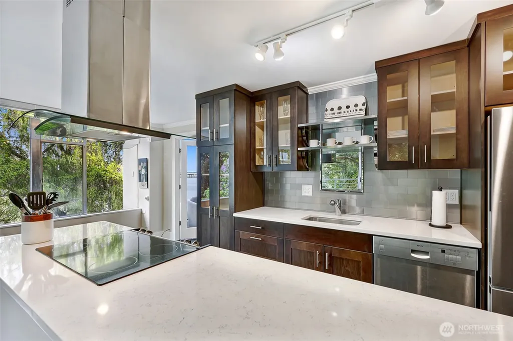 2040 43rd Avenue E Seattle WA 98112