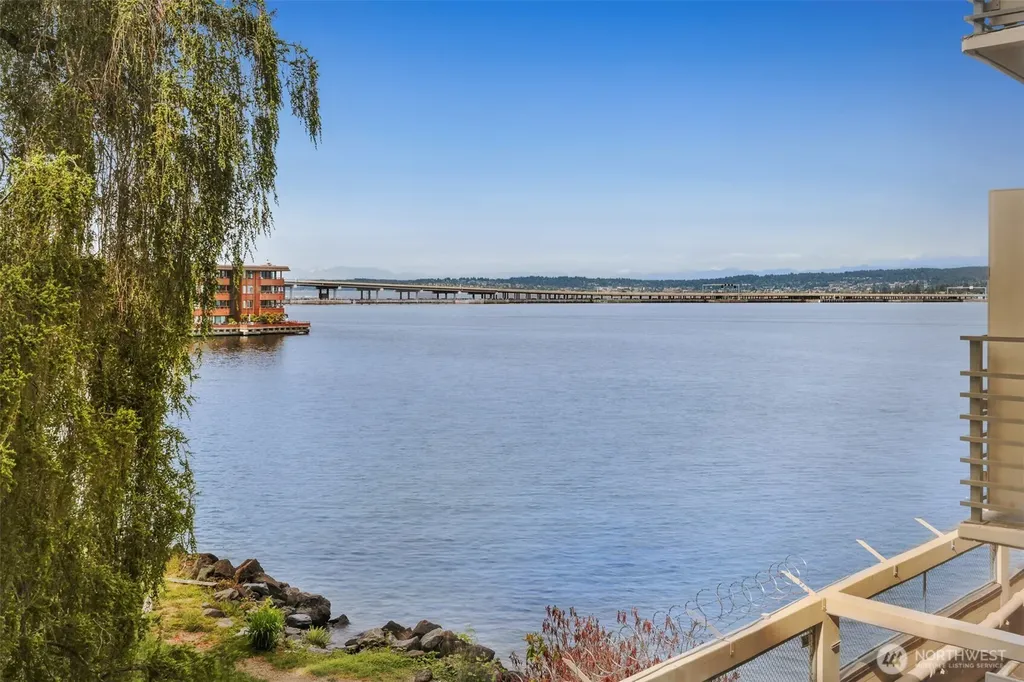 2040 43rd Avenue E Seattle WA 98112