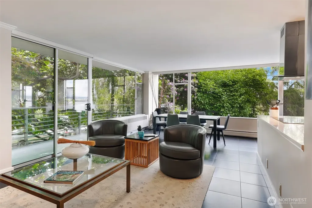 2040 43rd Avenue E Seattle WA 98112