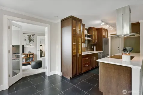 2040 43rd Avenue E Seattle WA 98112