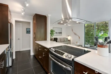 2040 43rd Avenue E Seattle WA 98112