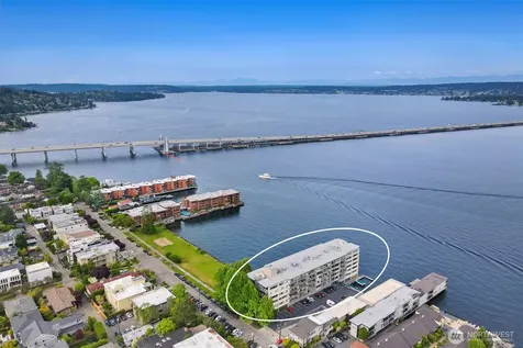 2040 43rd Avenue E Seattle WA 98112