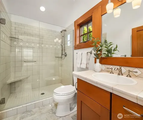 4174 Beach Drive Freeland WA 98249