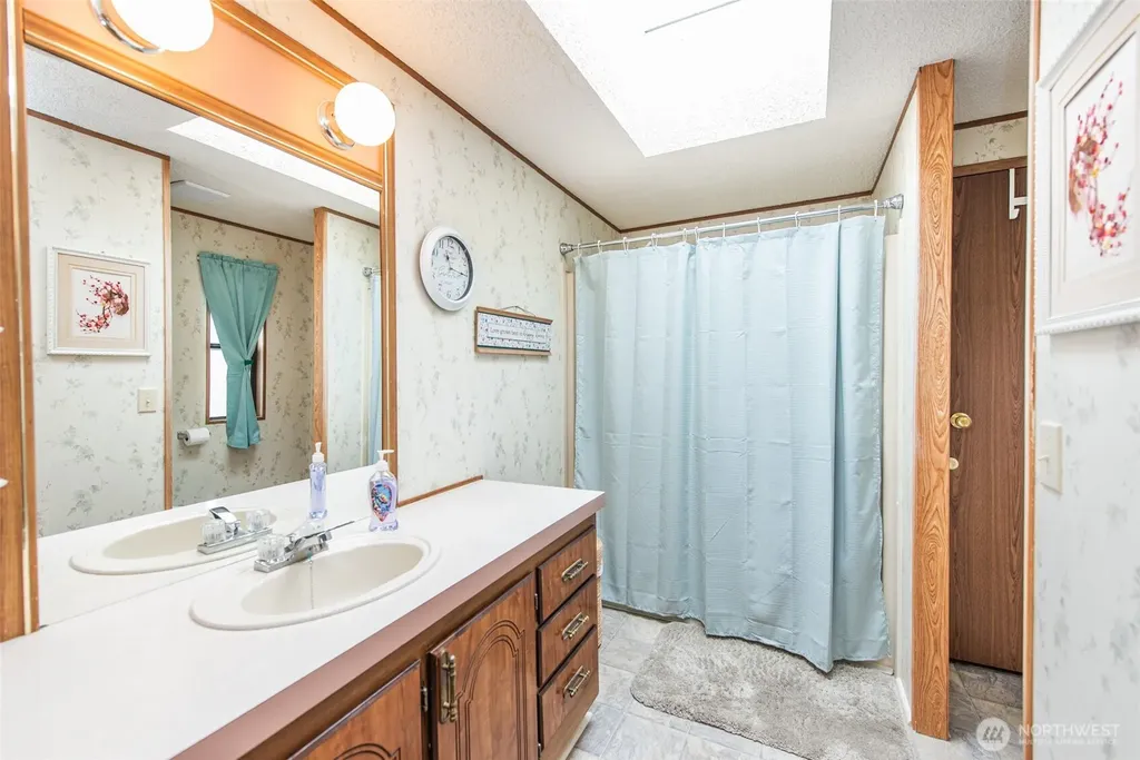 325 N 5th Avenue #10 Sequim WA 98382