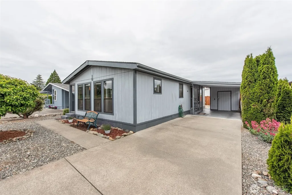 325 N 5th Avenue #10 Sequim WA 98382