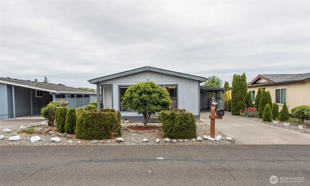 325 N 5th Avenue #10 Sequim WA 98382