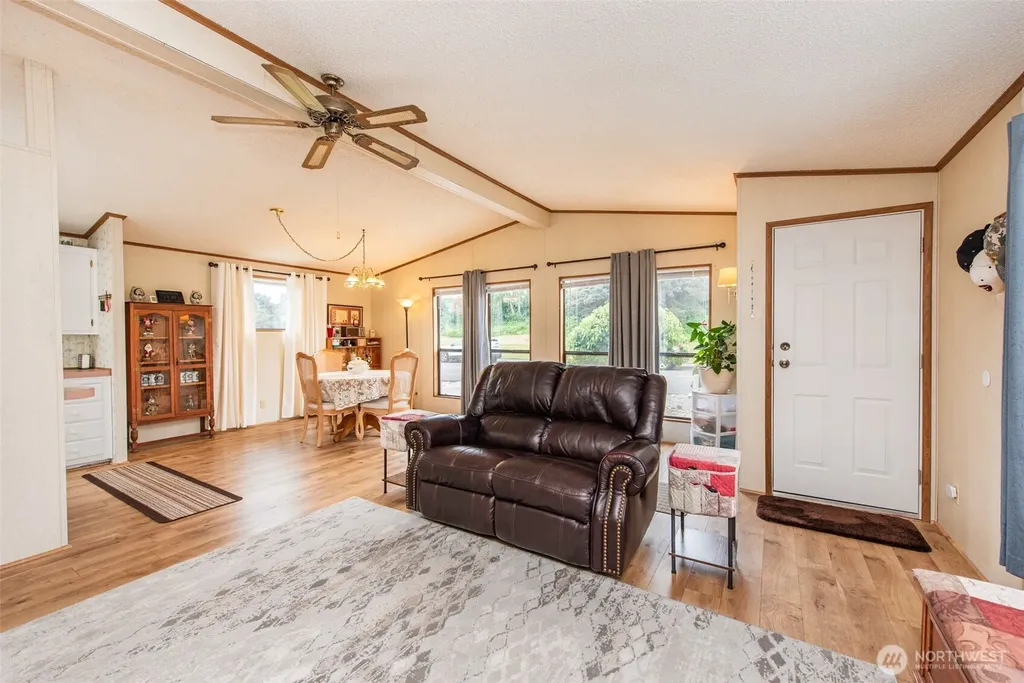 325 N 5th Avenue #10 Sequim WA 98382