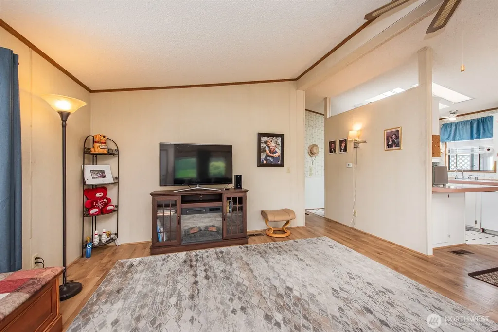 325 N 5th Avenue #10 Sequim WA 98382