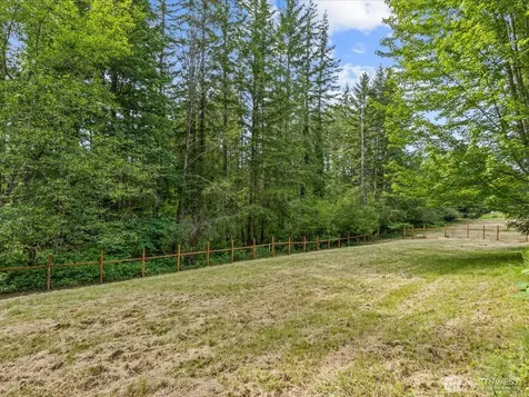 13718 58th Street SE Snohomish WA 98290