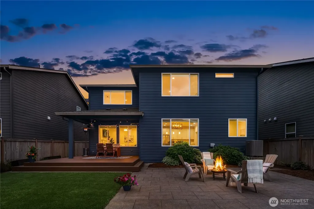 336 Zemp Way NE North Bend WA 98045