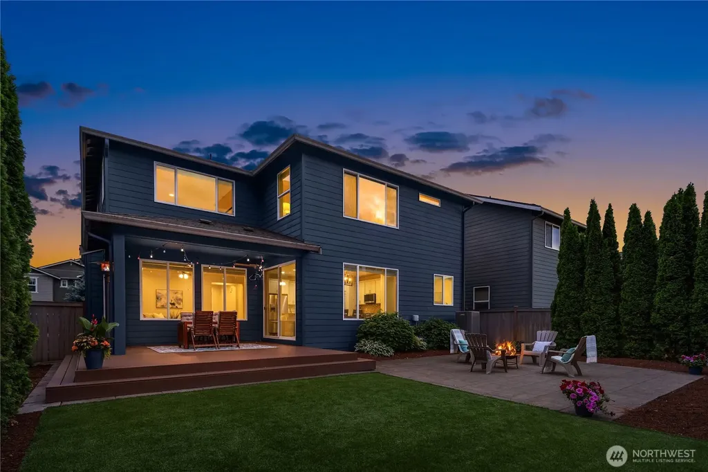 336 Zemp Way NE North Bend WA 98045