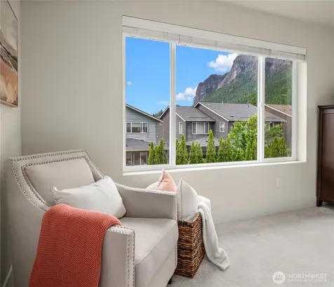 336 Zemp Way NE North Bend WA 98045