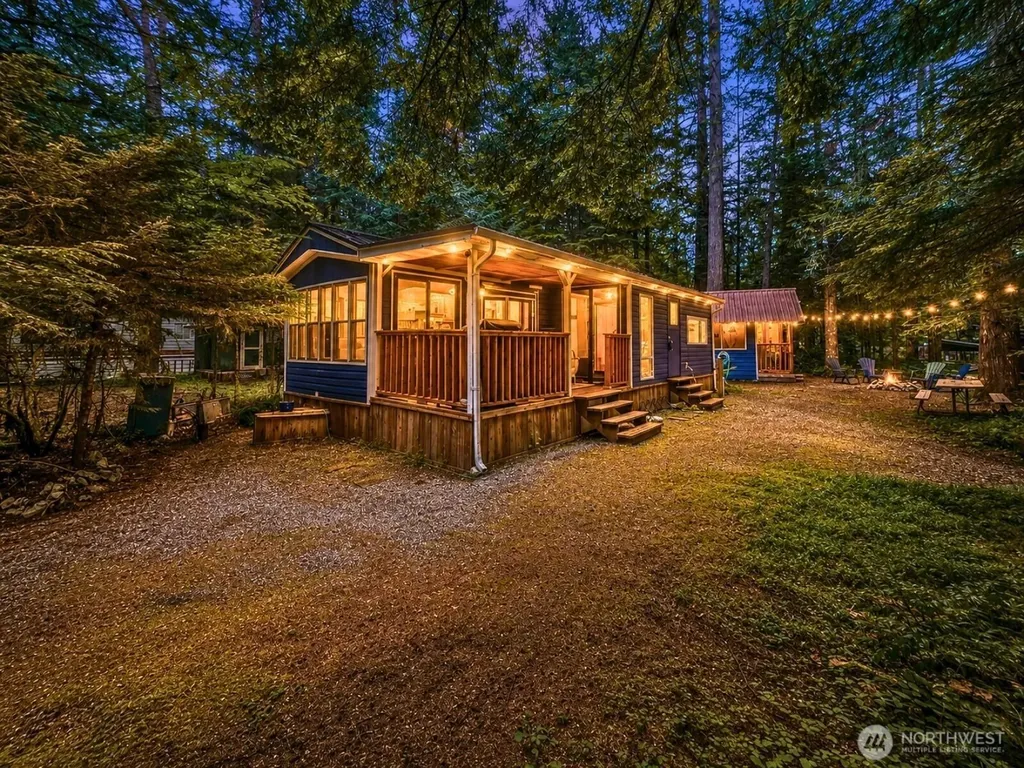 160 Big River Boulevard E Deming WA 98244