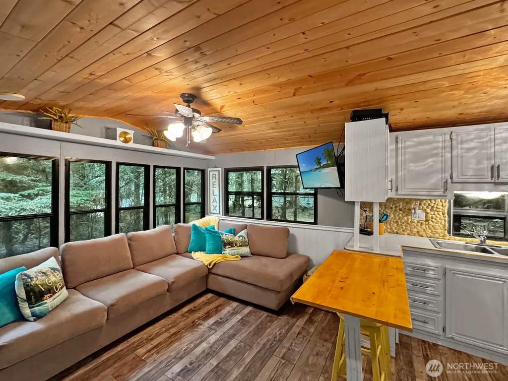 160 Big River Boulevard E Deming WA 98244