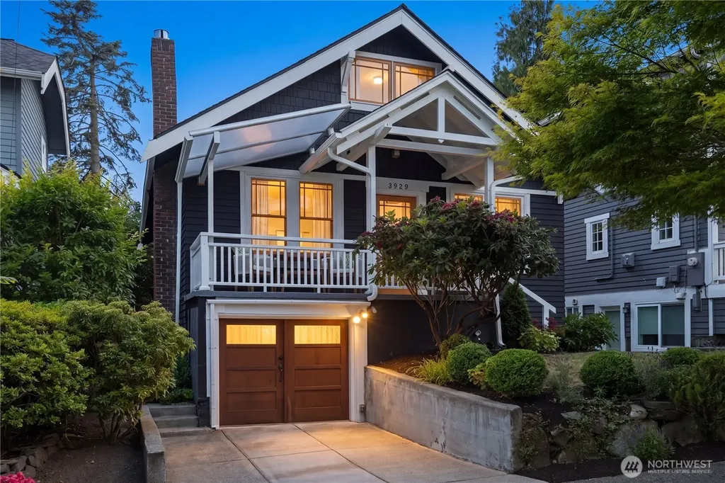 3929 Ashworth Avenue N Seattle WA 98103