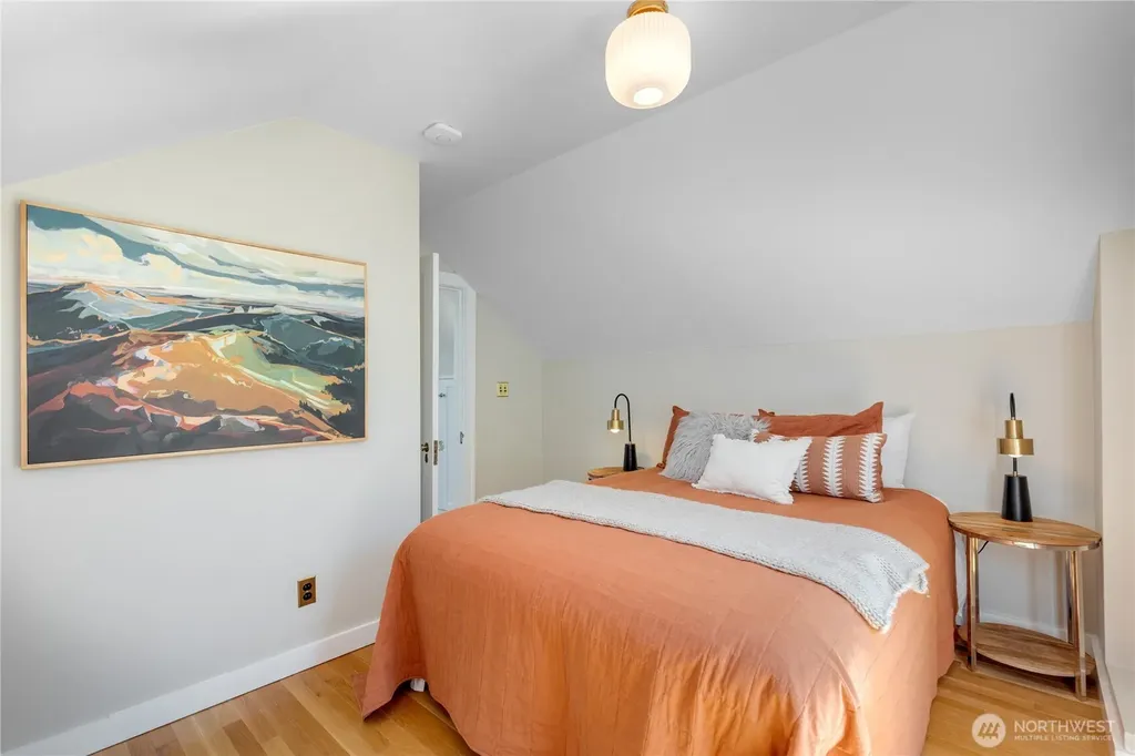 3929 Ashworth Avenue N Seattle WA 98103