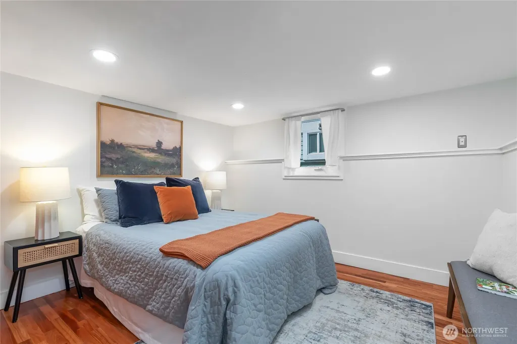 3929 Ashworth Avenue N Seattle WA 98103