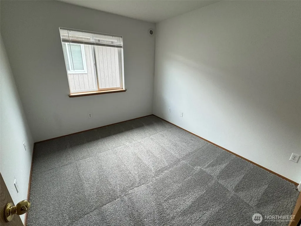 1608 E 34th Street Tacoma WA 98404
