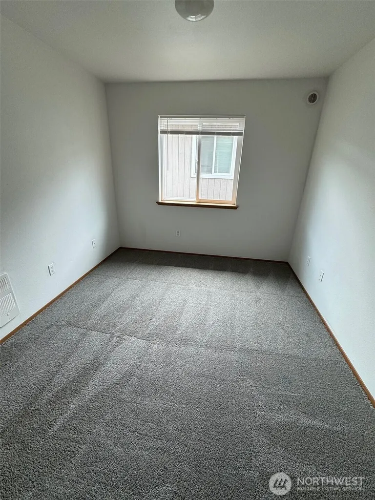 1608 E 34th Street Tacoma WA 98404