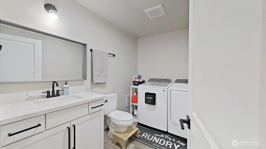 361 NE Barbara Boulevard Belfair WA 98528