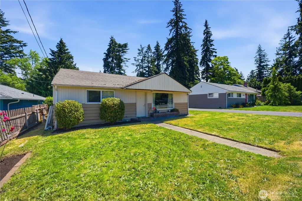 18824 Midvale Avenue N Shoreline WA 98133