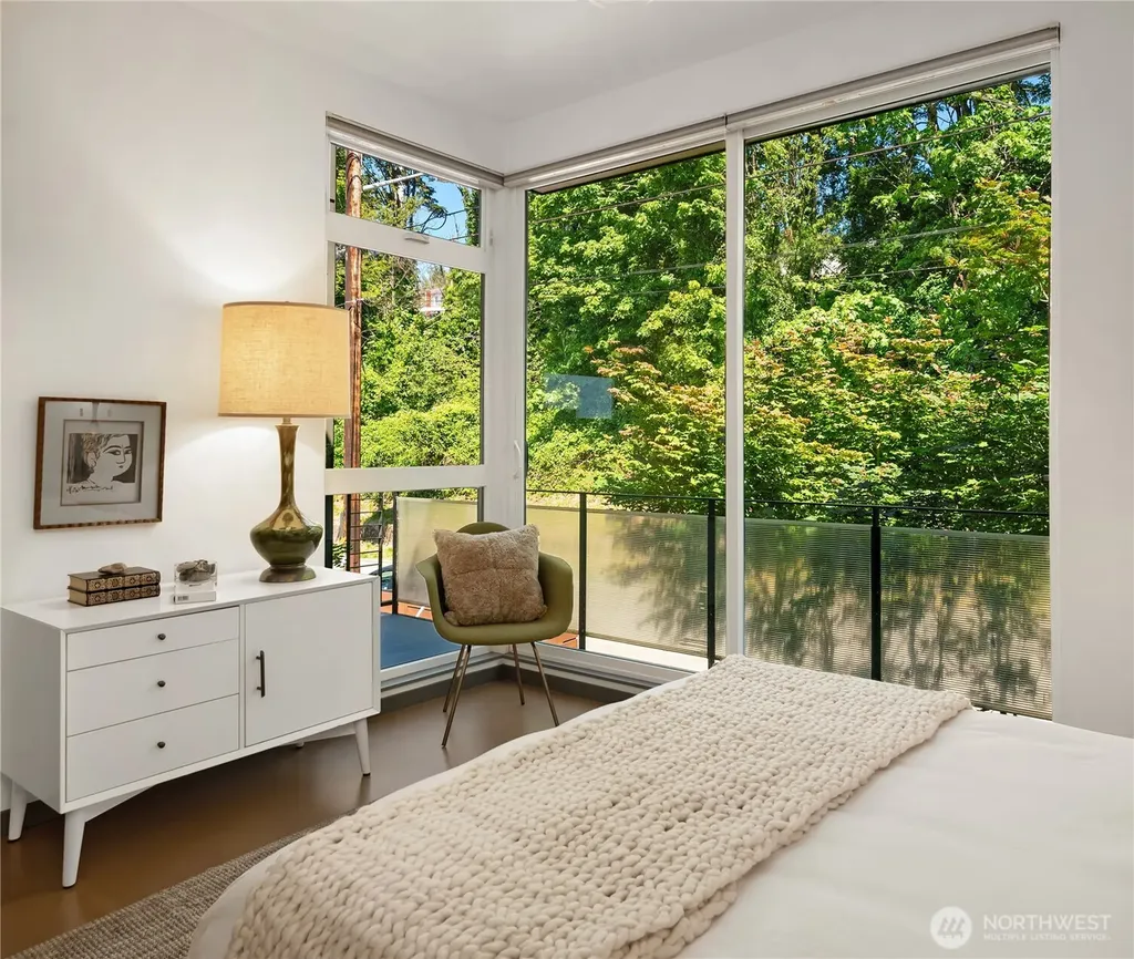 2517 13th Avenue S Seattle WA 98144
