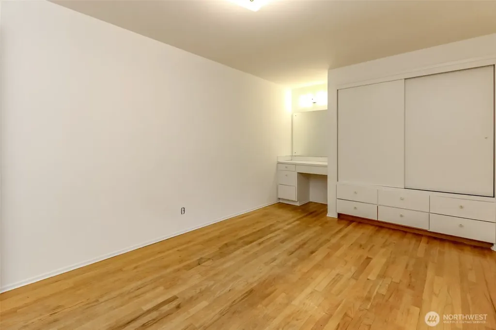 5127 S Hazel Street Seattle WA 98178